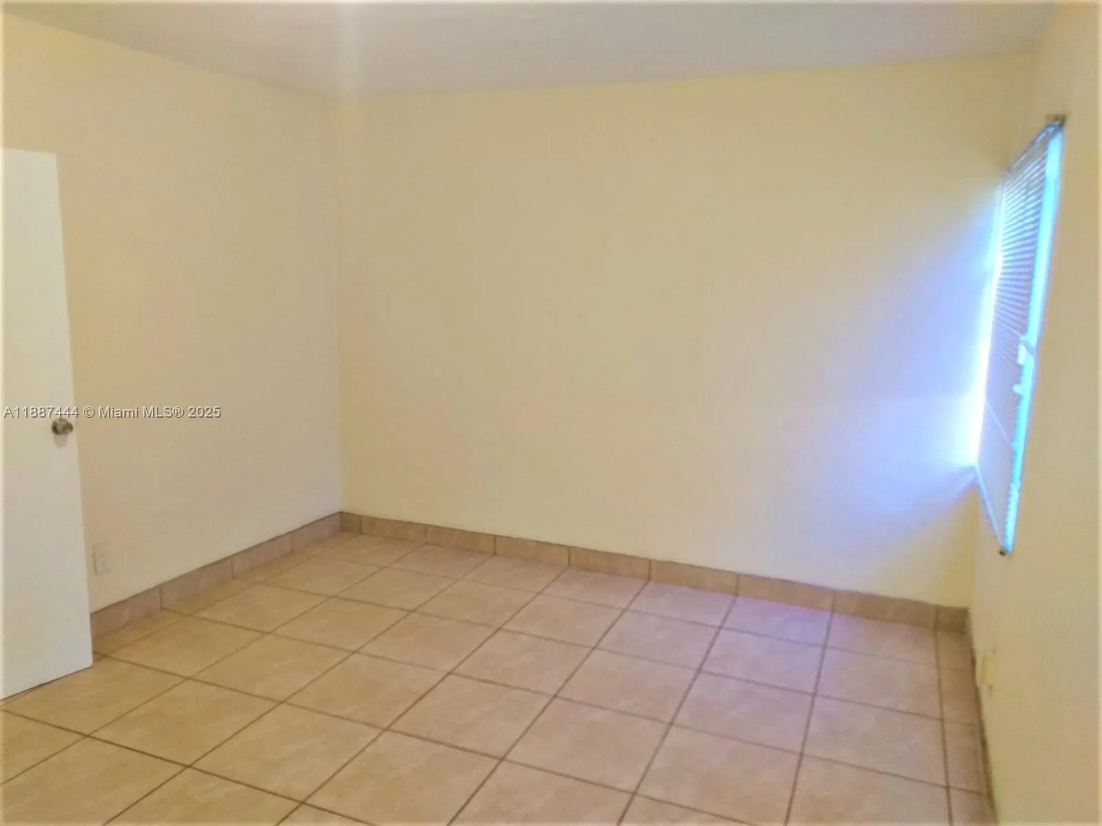 1101 8th St, #1103