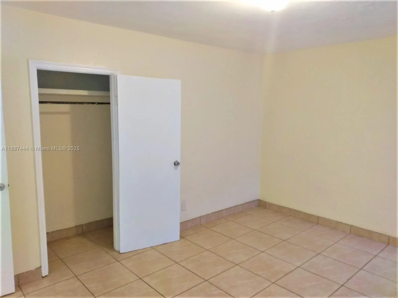 1101 8th St, #1103