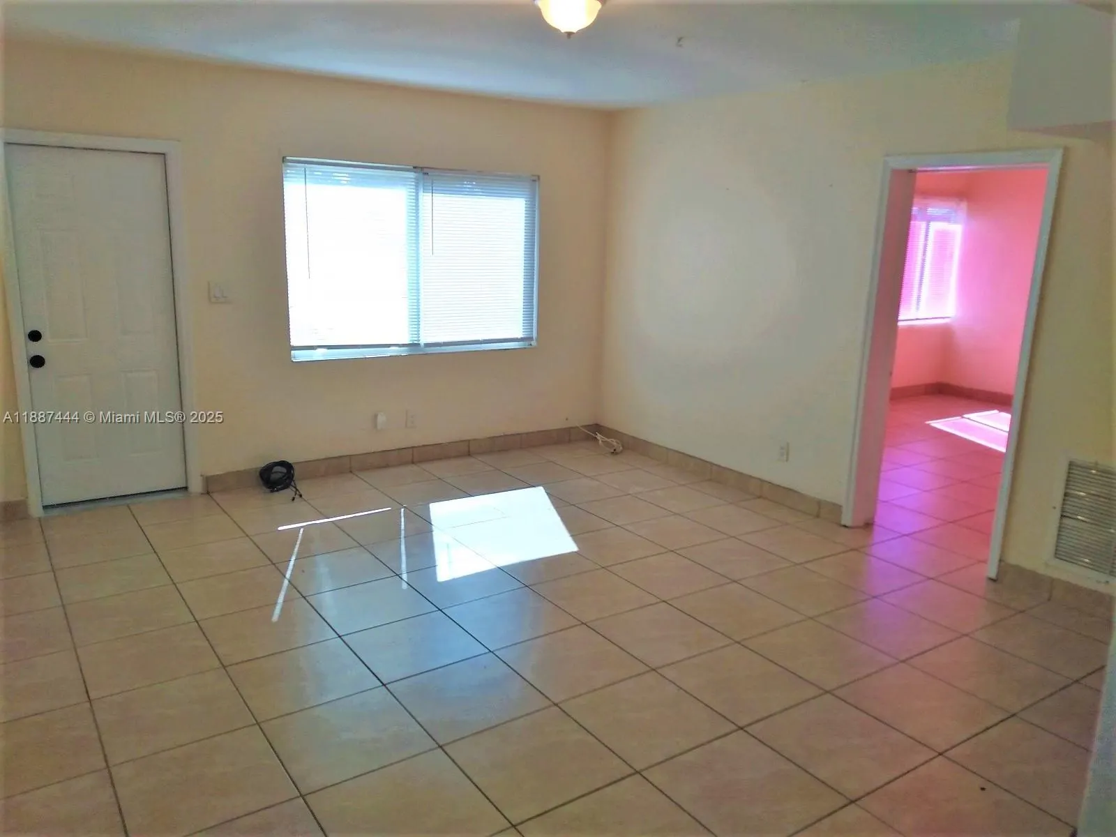 1101 8th St, #1103