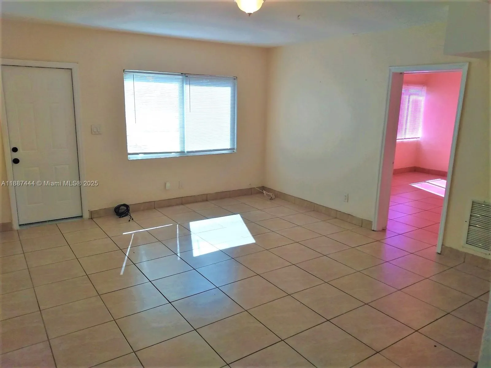 1101 8th St, #1103