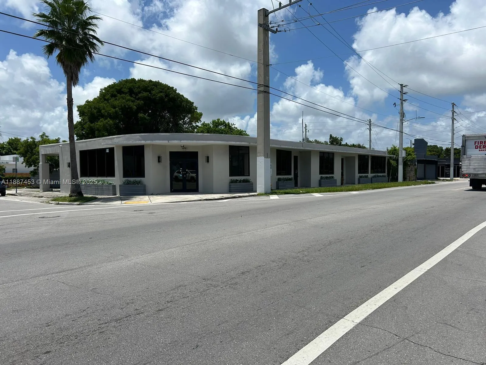 4200 NW 2nd Ave