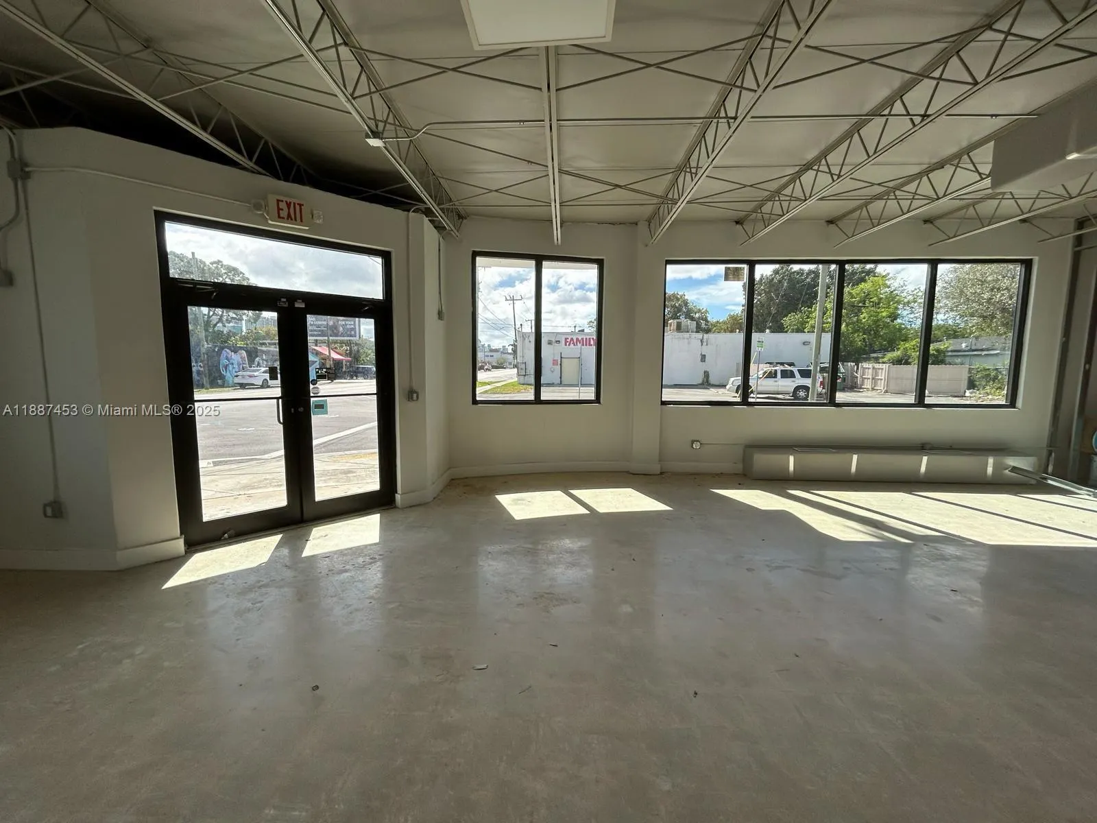 4200 NW 2nd Ave