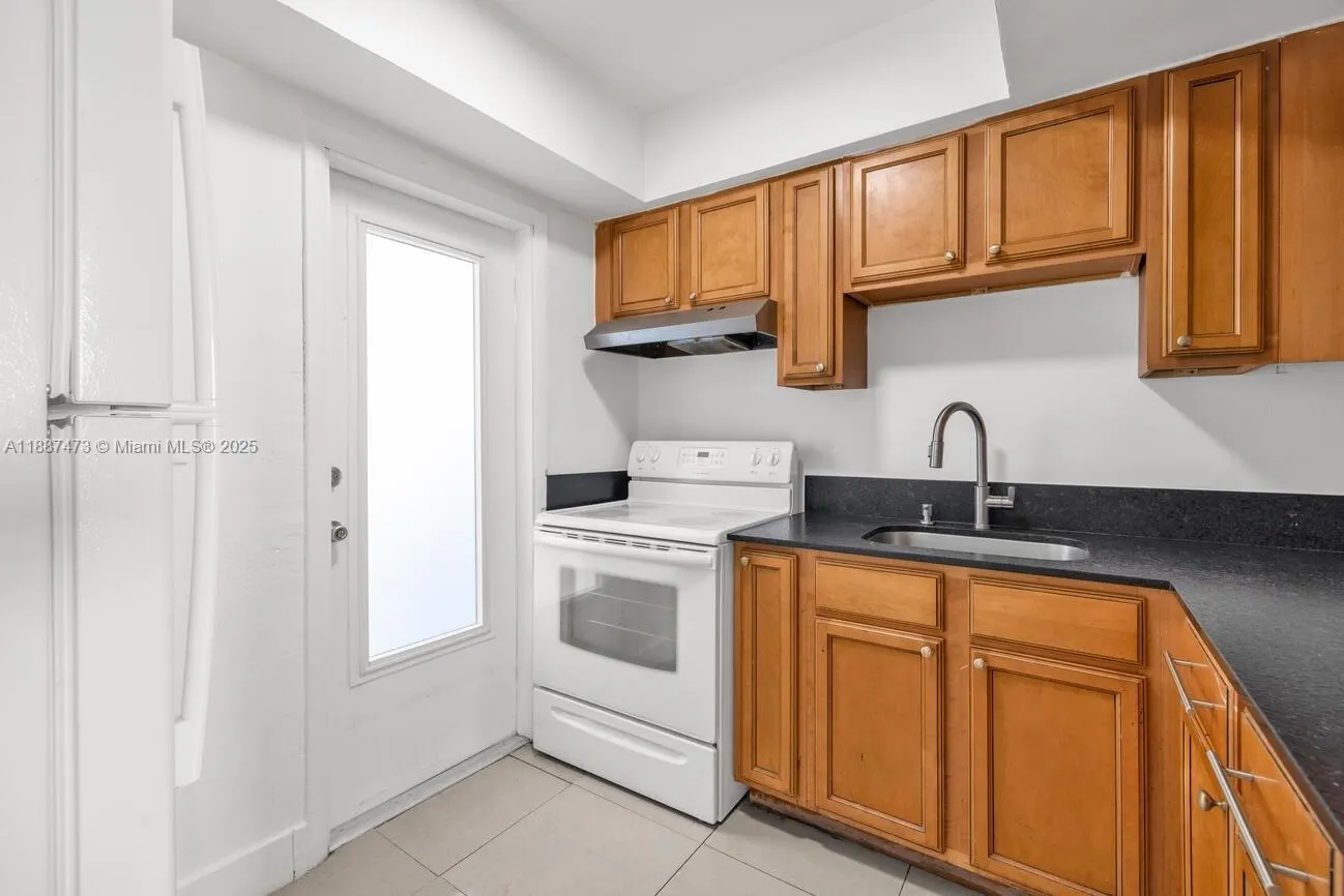 501 NE 82nd Ter, #1