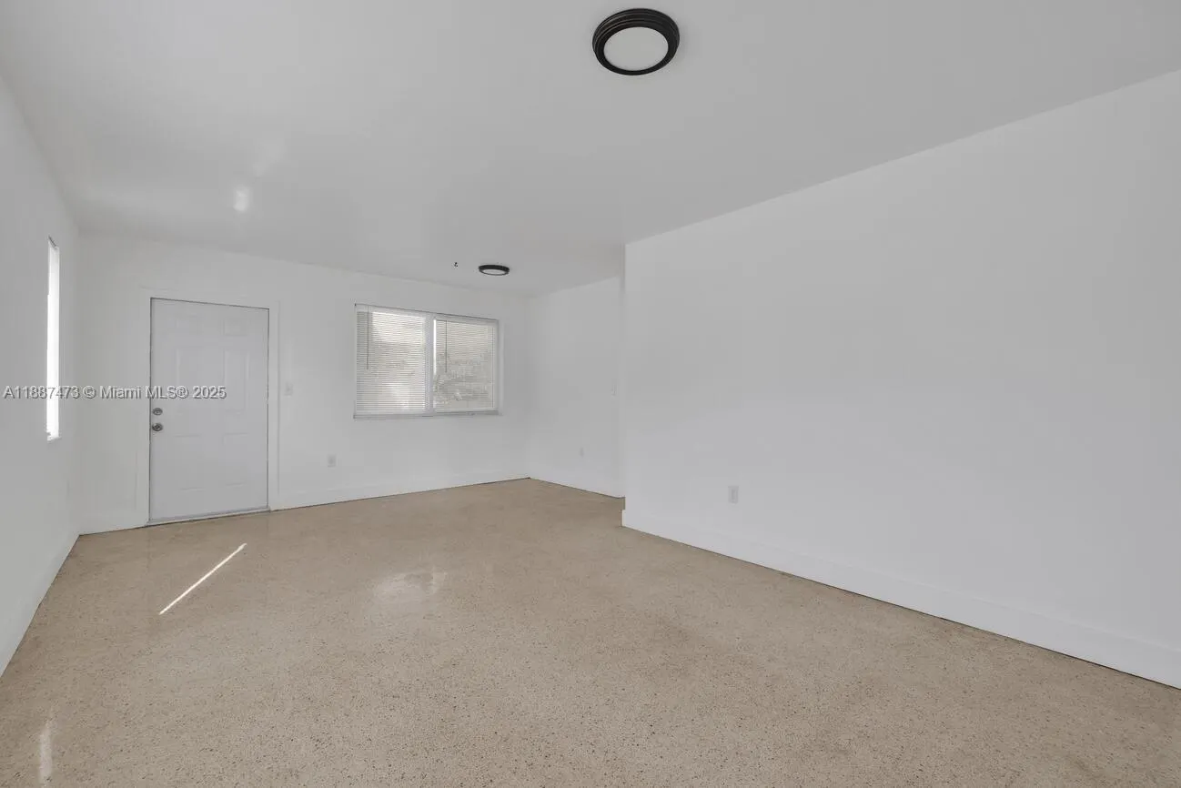 501 NE 82nd Ter, #1