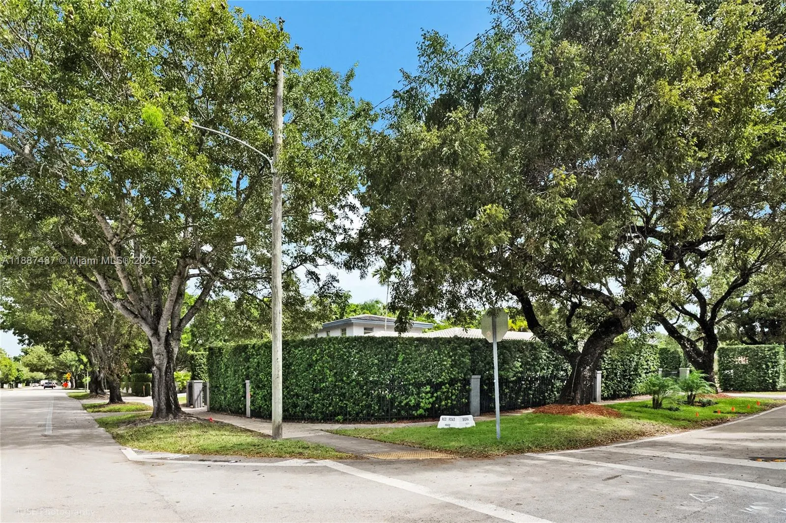1545 Siena Ave