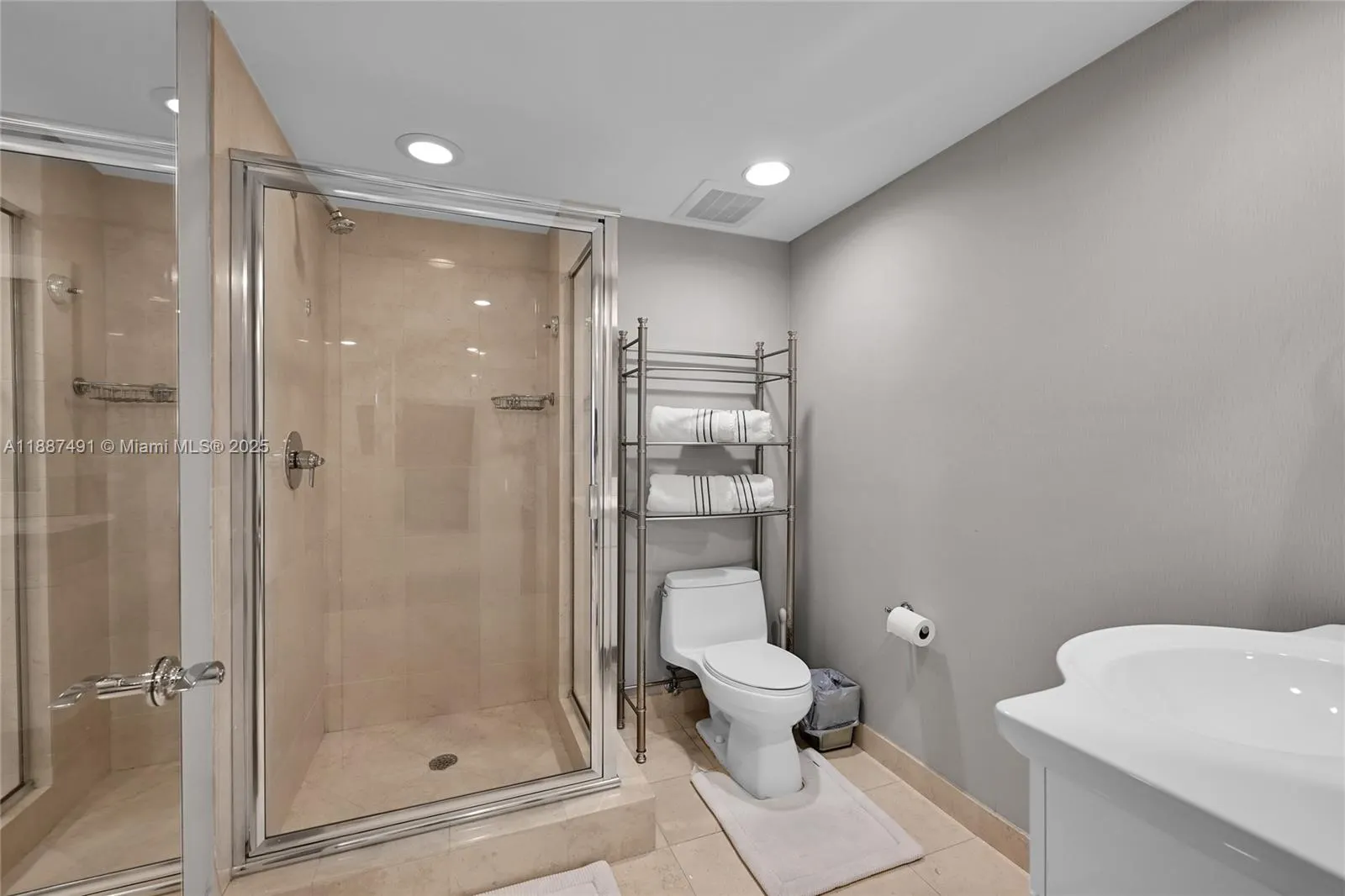 1850 S OCEAN DR, #1507