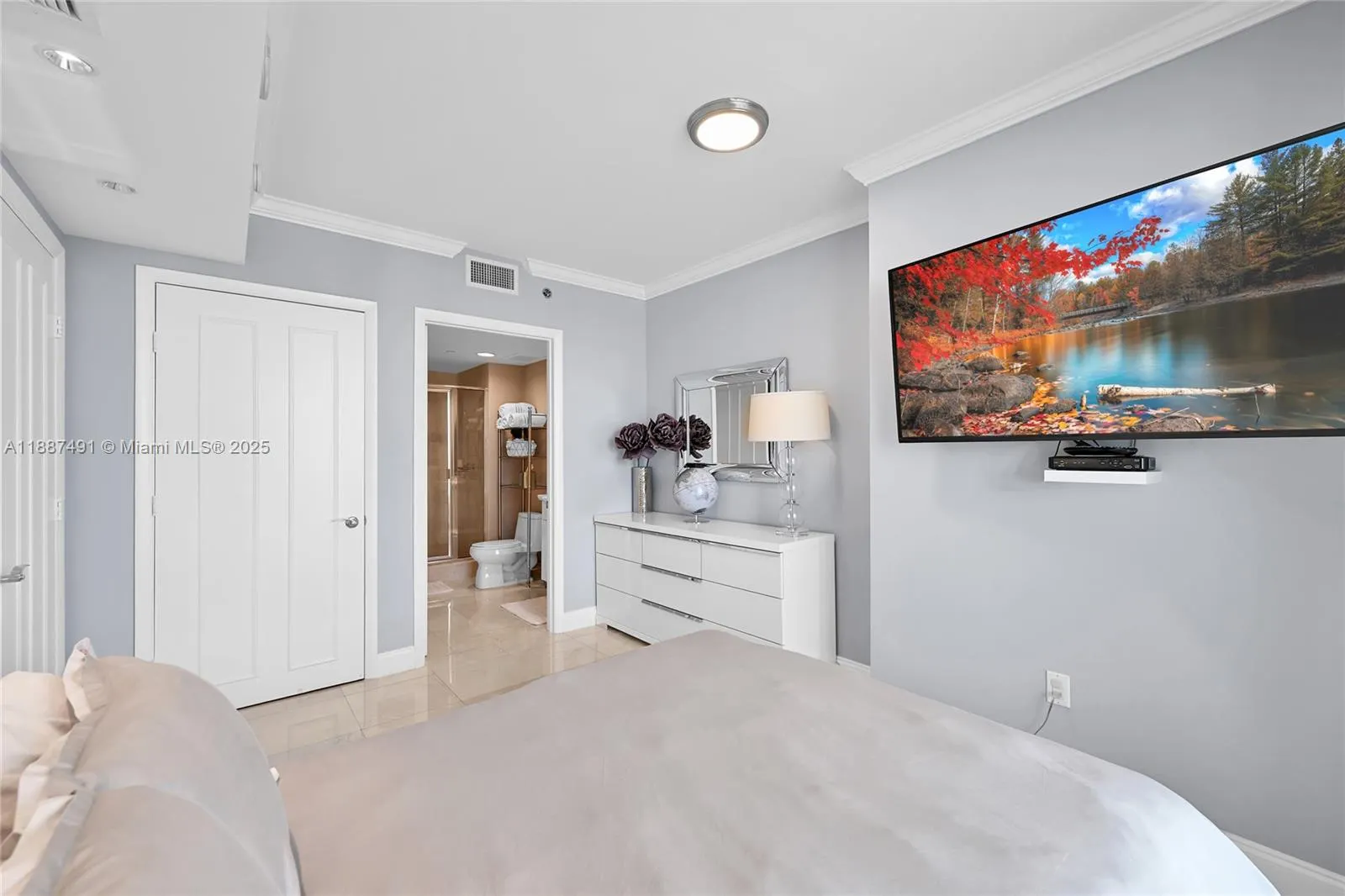 1850 S OCEAN DR, #1507