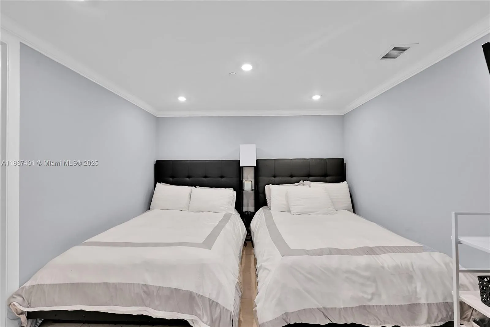 1850 S OCEAN DR, #1507