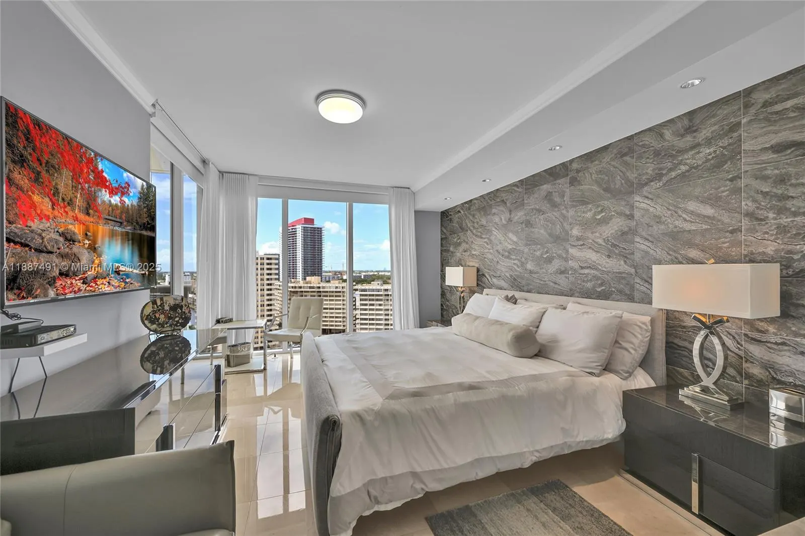 1850 S OCEAN DR, #1507