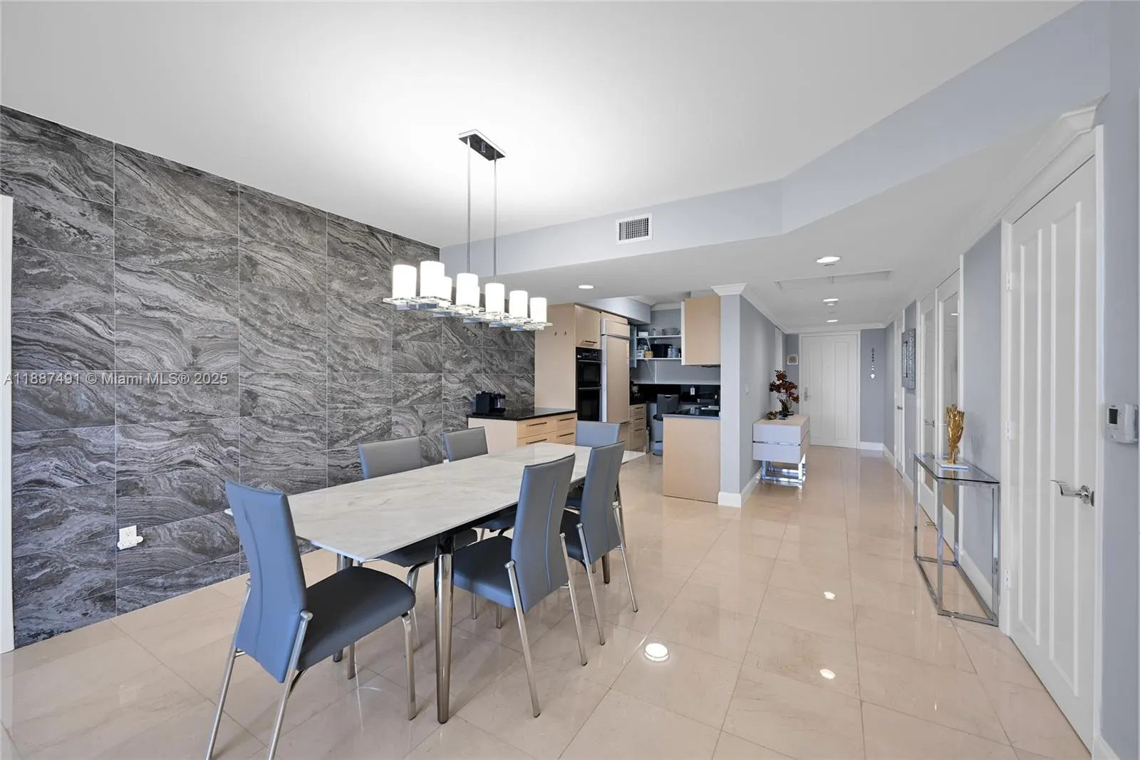 1850 S OCEAN DR, #1507