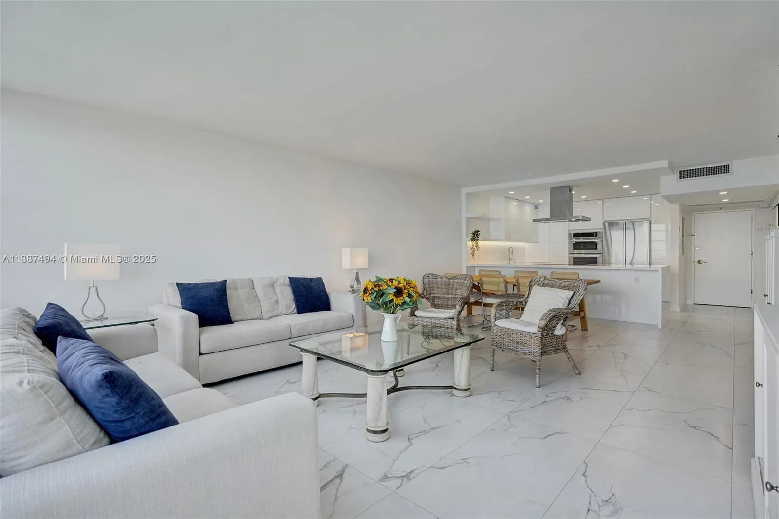 5700 Collins Ave, #12E