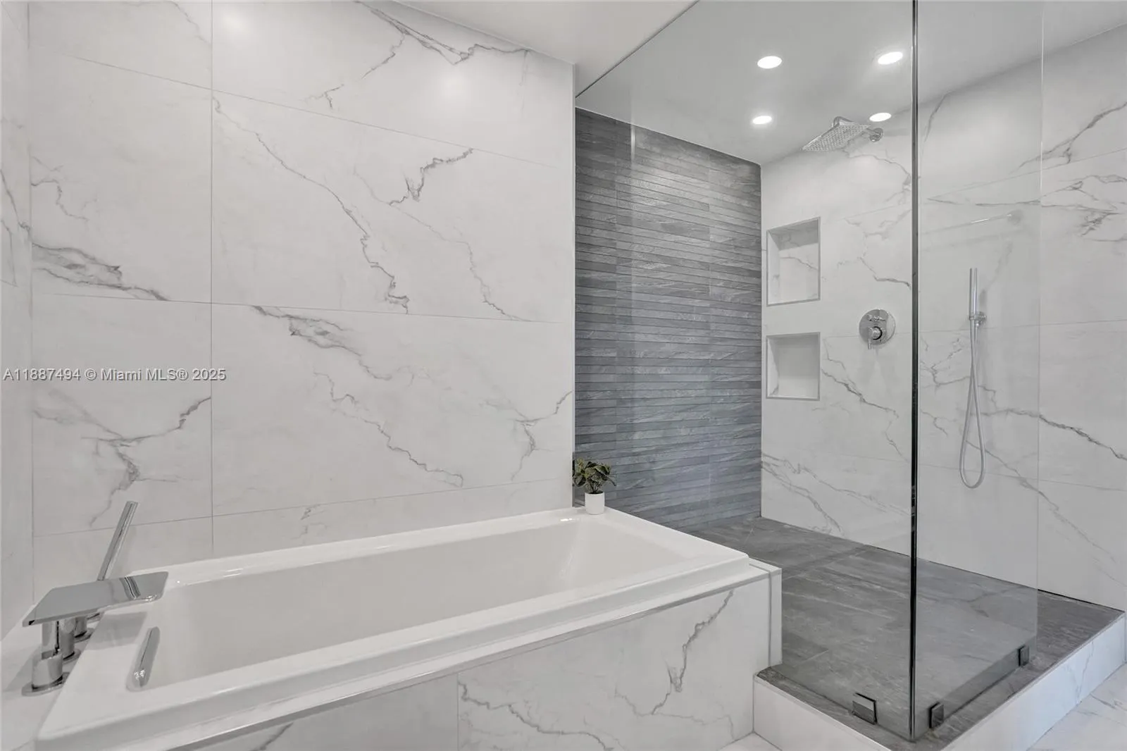 5700 Collins Ave, #12E