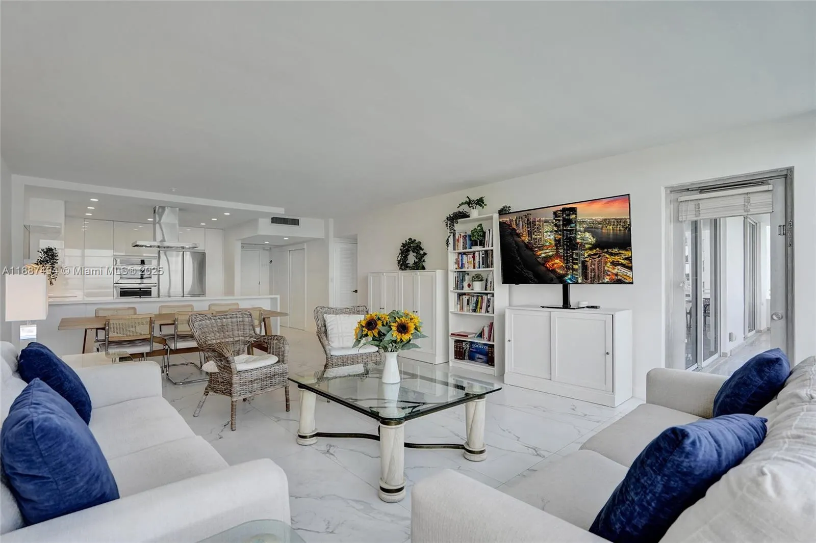 5700 Collins Ave, #12E
