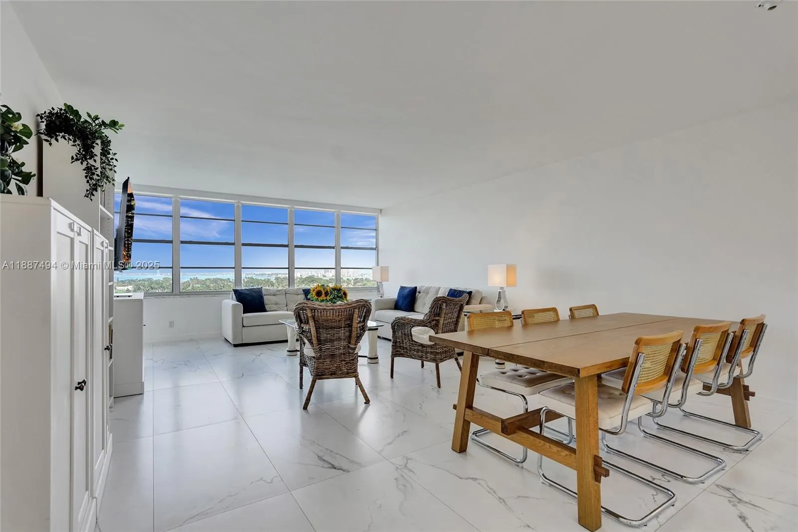 5700 Collins Ave, #12E