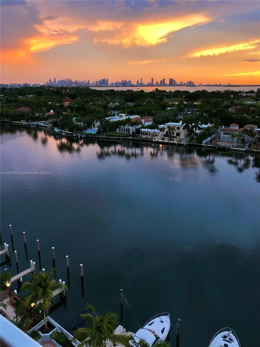 5700 Collins Ave, #12E