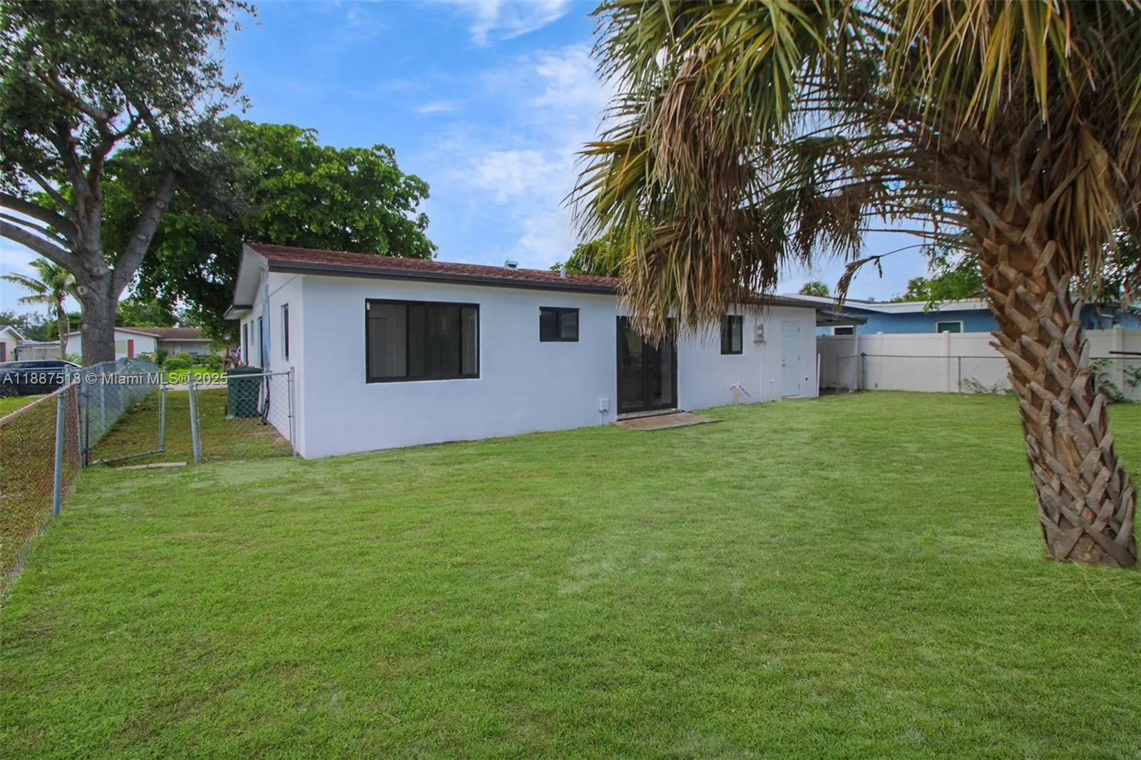 1640 NW 27th Ave