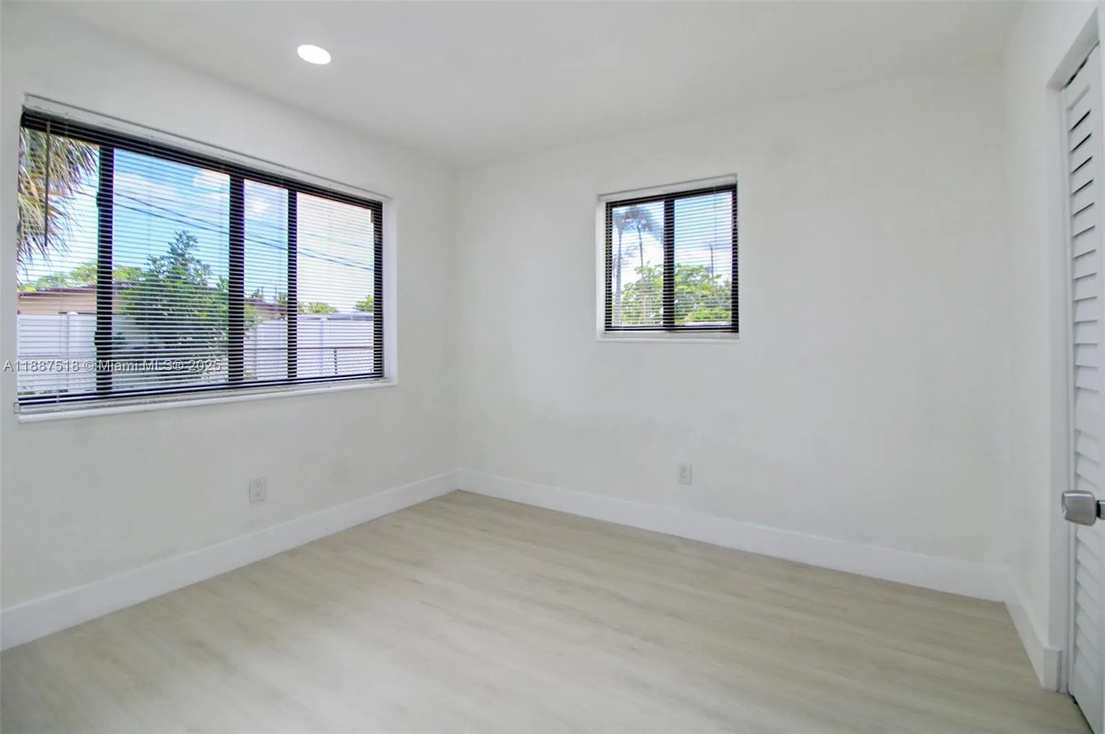 1640 NW 27th Ave