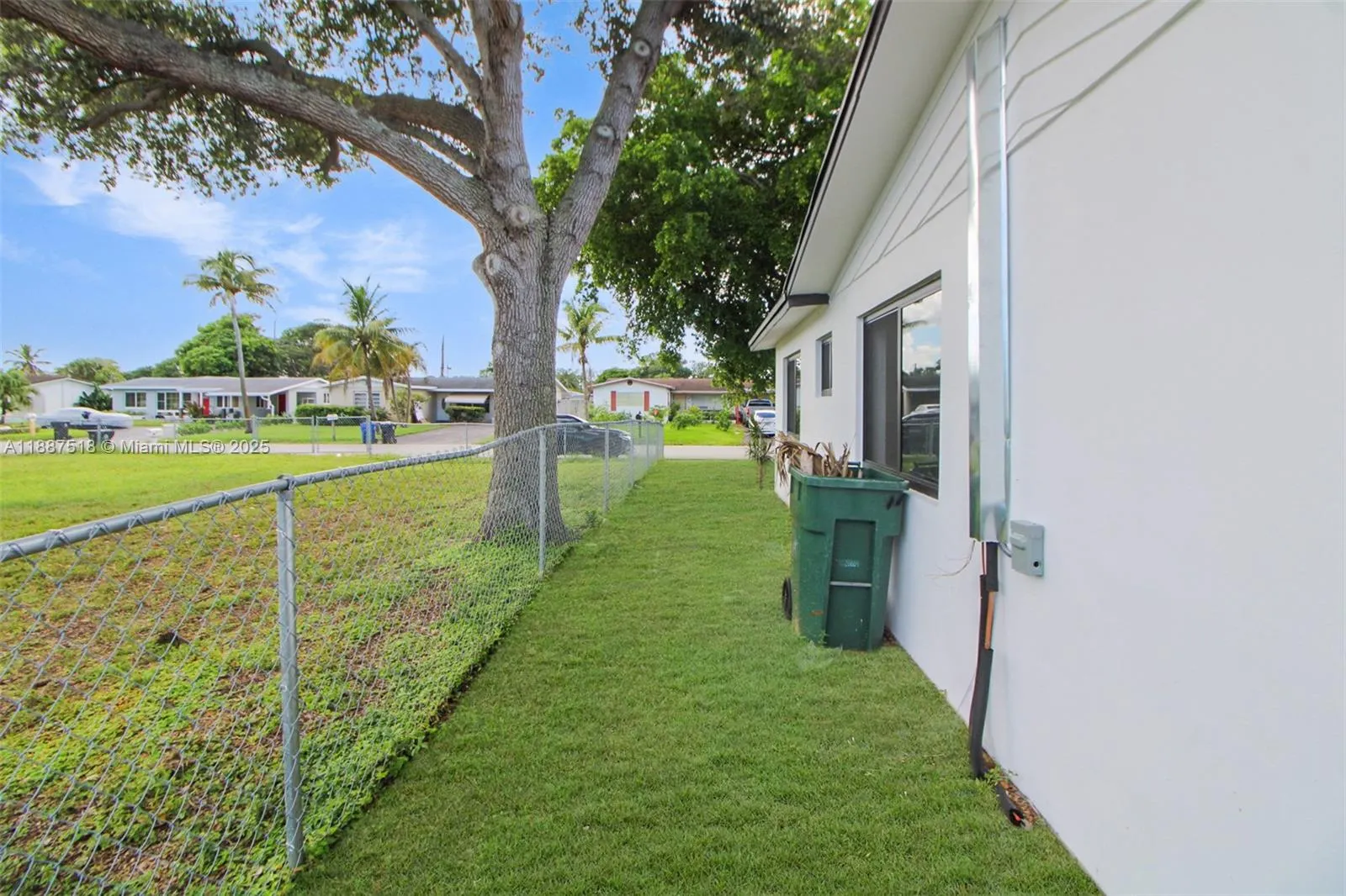 1640 NW 27th Ave