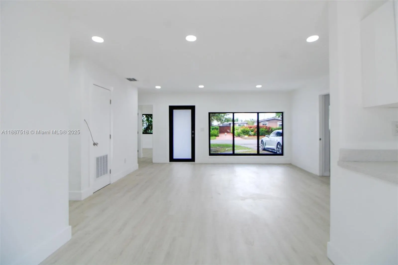 1640 NW 27th Ave