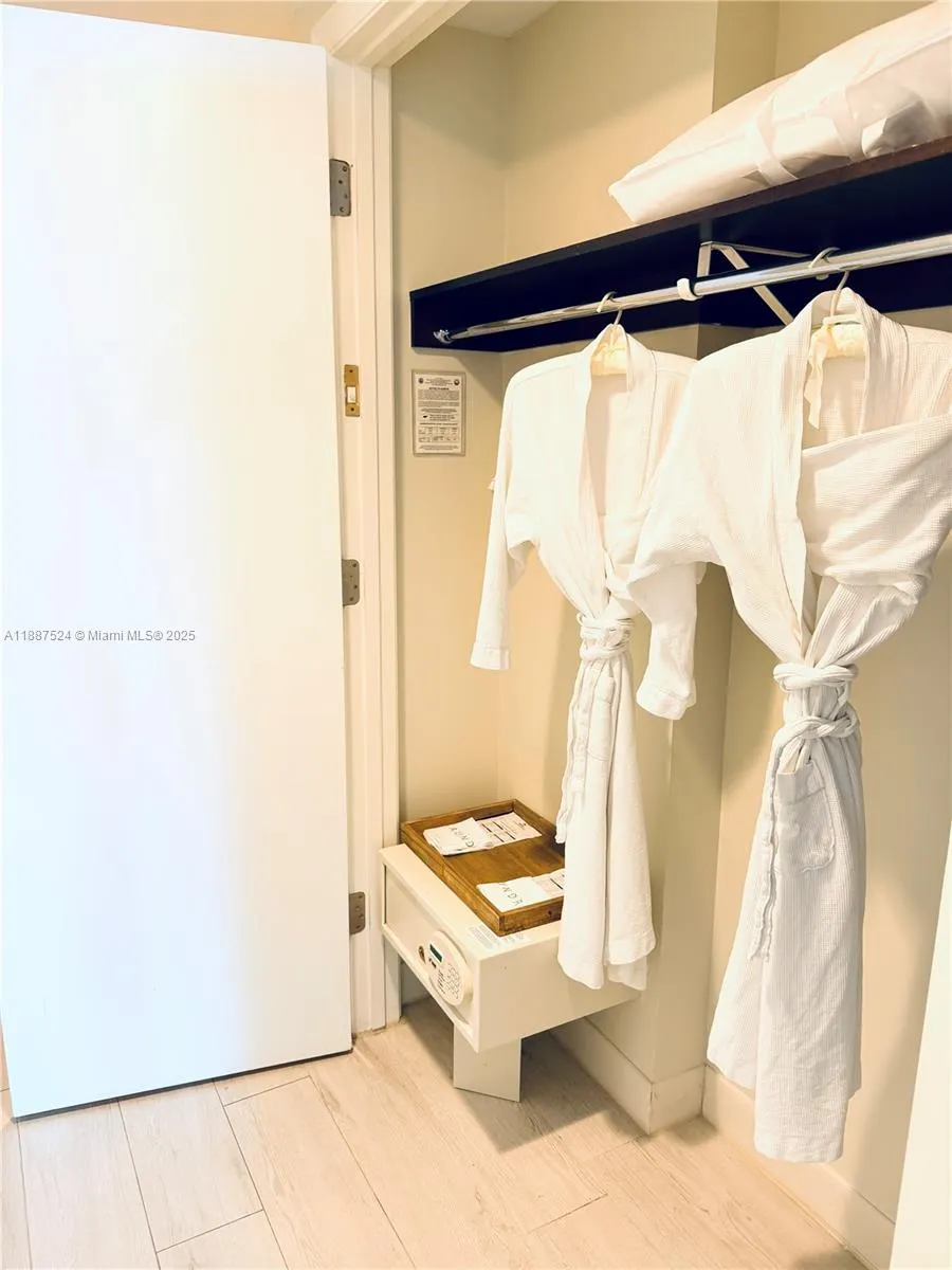 505 N Fort Lauderdale Beach Blvd, #1915