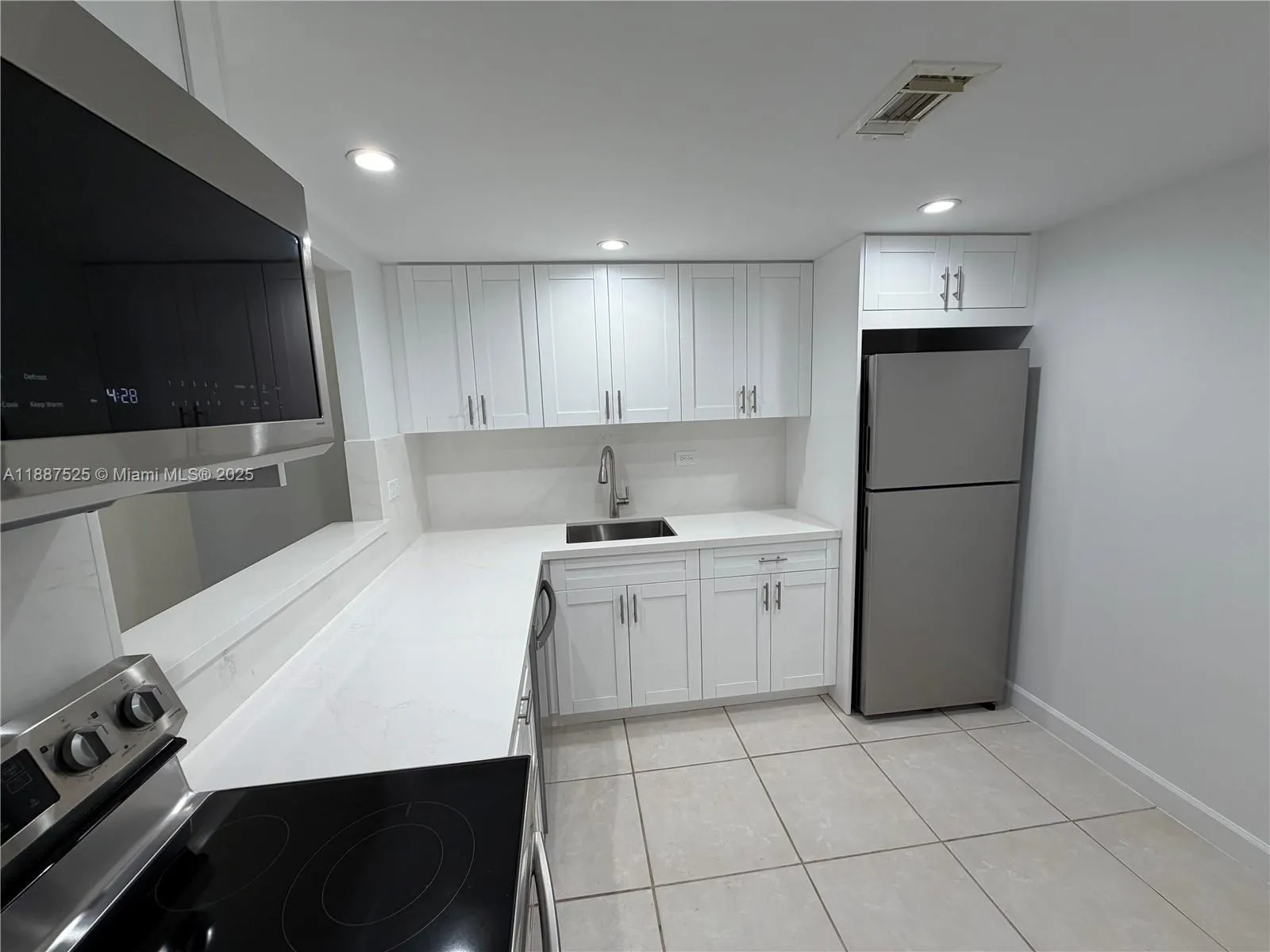 8101 SW 72nd Ave, #219W