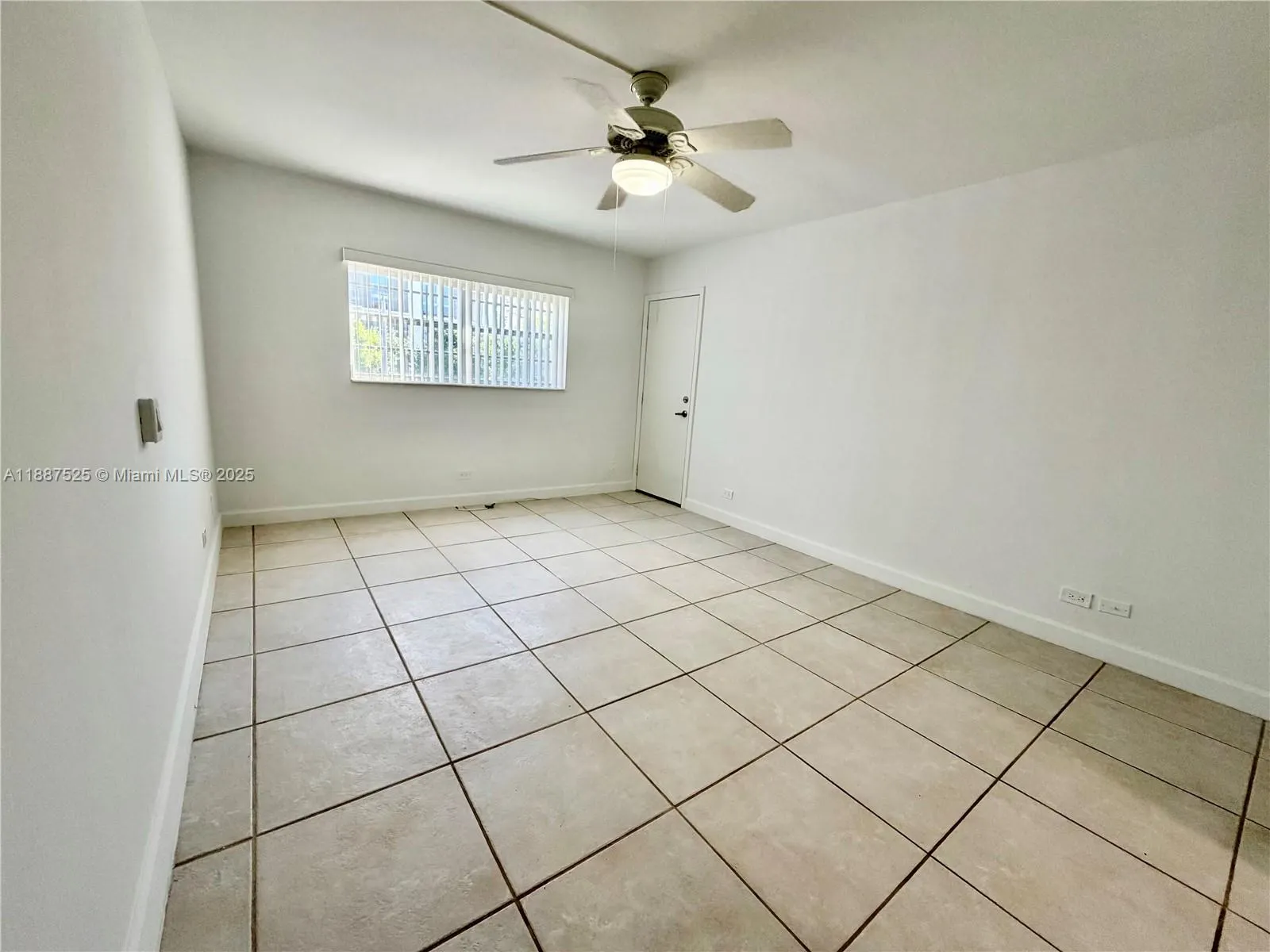 8101 SW 72nd Ave, #219W
