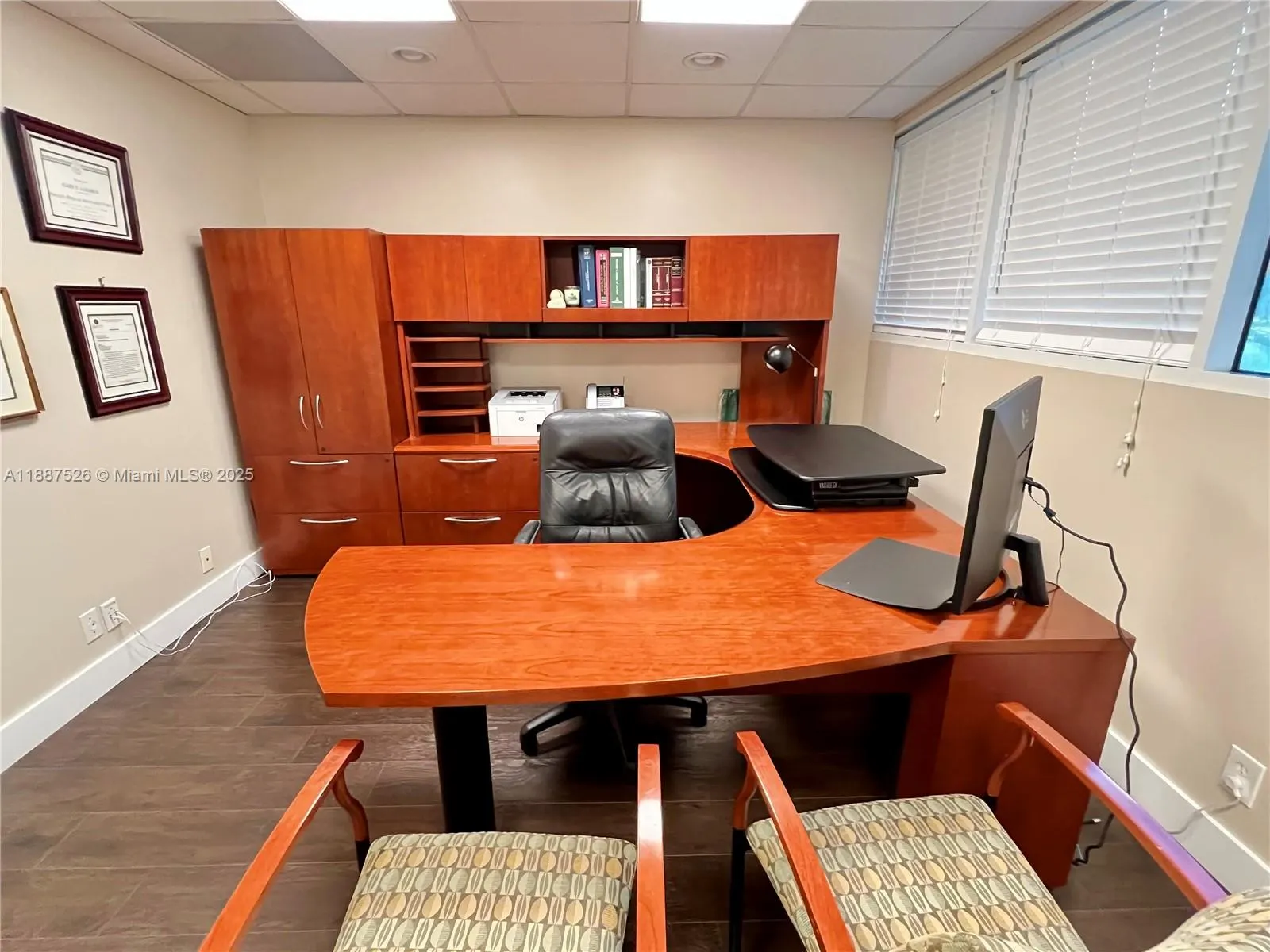 1625 N Commerce Pkwy, #225