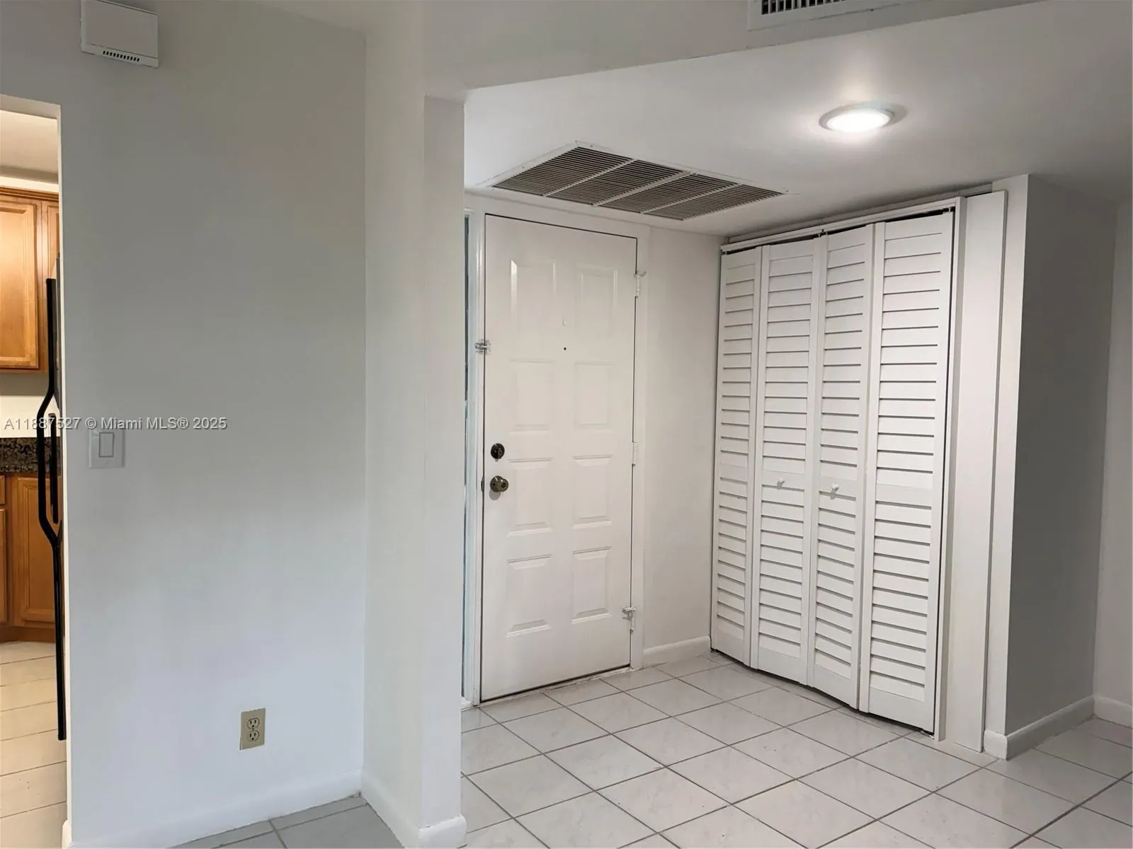 3929 N Carambola Cir N, #2902