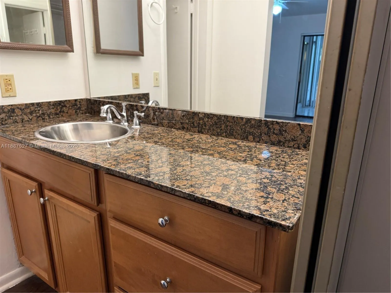 3929 N Carambola Cir N, #2902