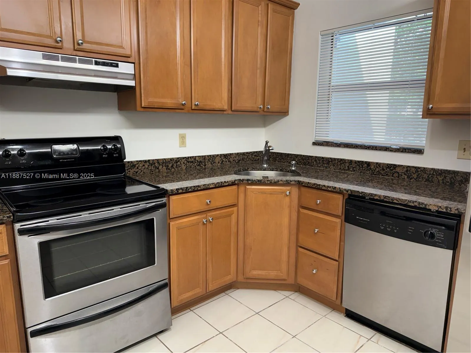 3929 N Carambola Cir N, #2902