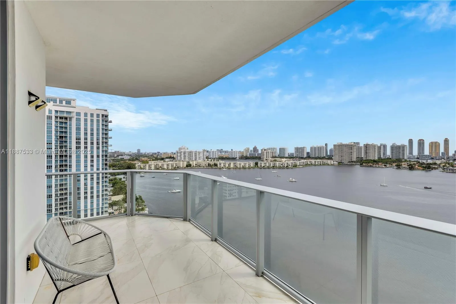 17111 Biscayne Blvd, #1709