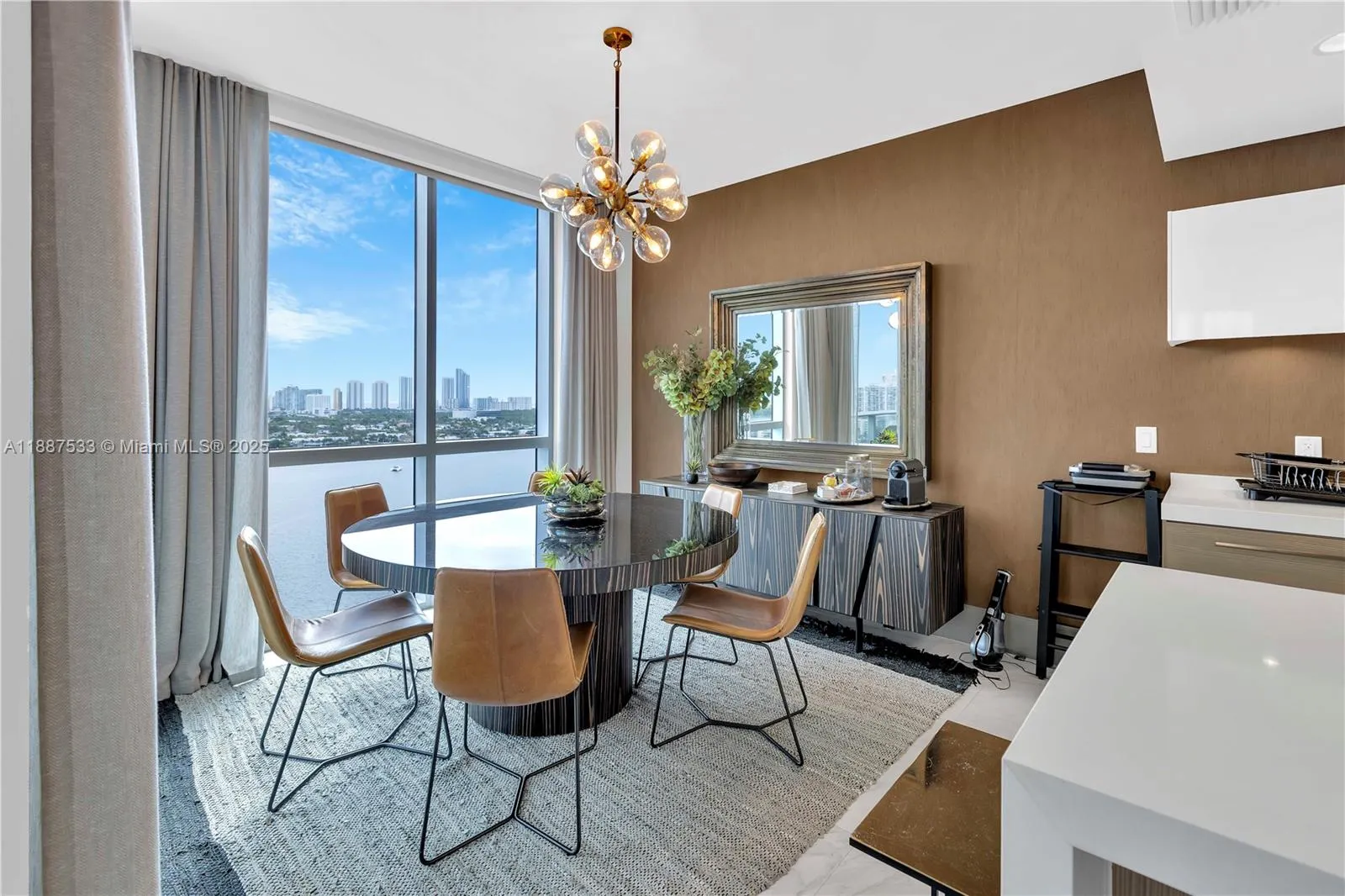17111 Biscayne Blvd, #1709