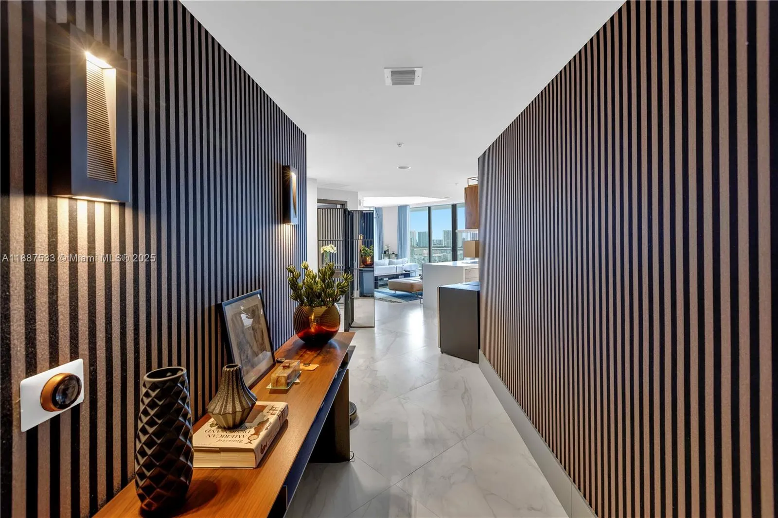 17111 Biscayne Blvd, #1709