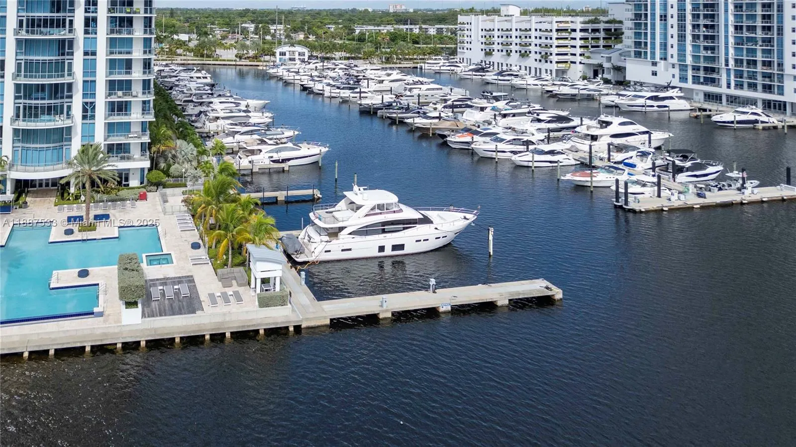 17111 Biscayne Blvd, #1709