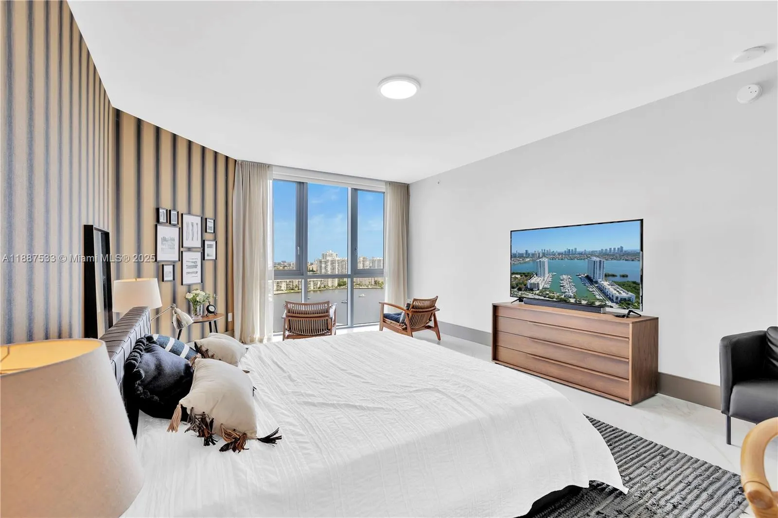 17111 Biscayne Blvd, #1709