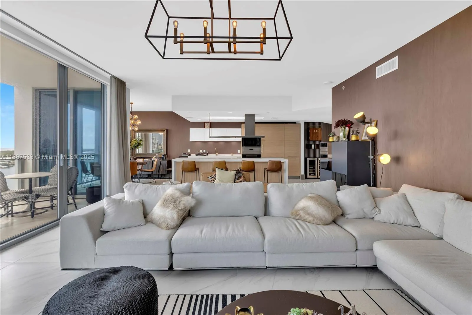 17111 Biscayne Blvd, #1709