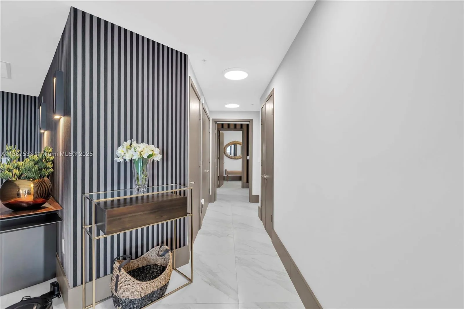 17111 Biscayne Blvd, #1709