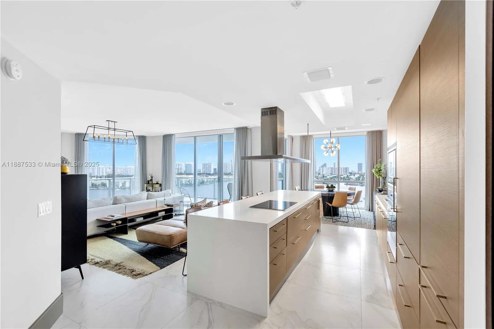17111 Biscayne Blvd, #1709