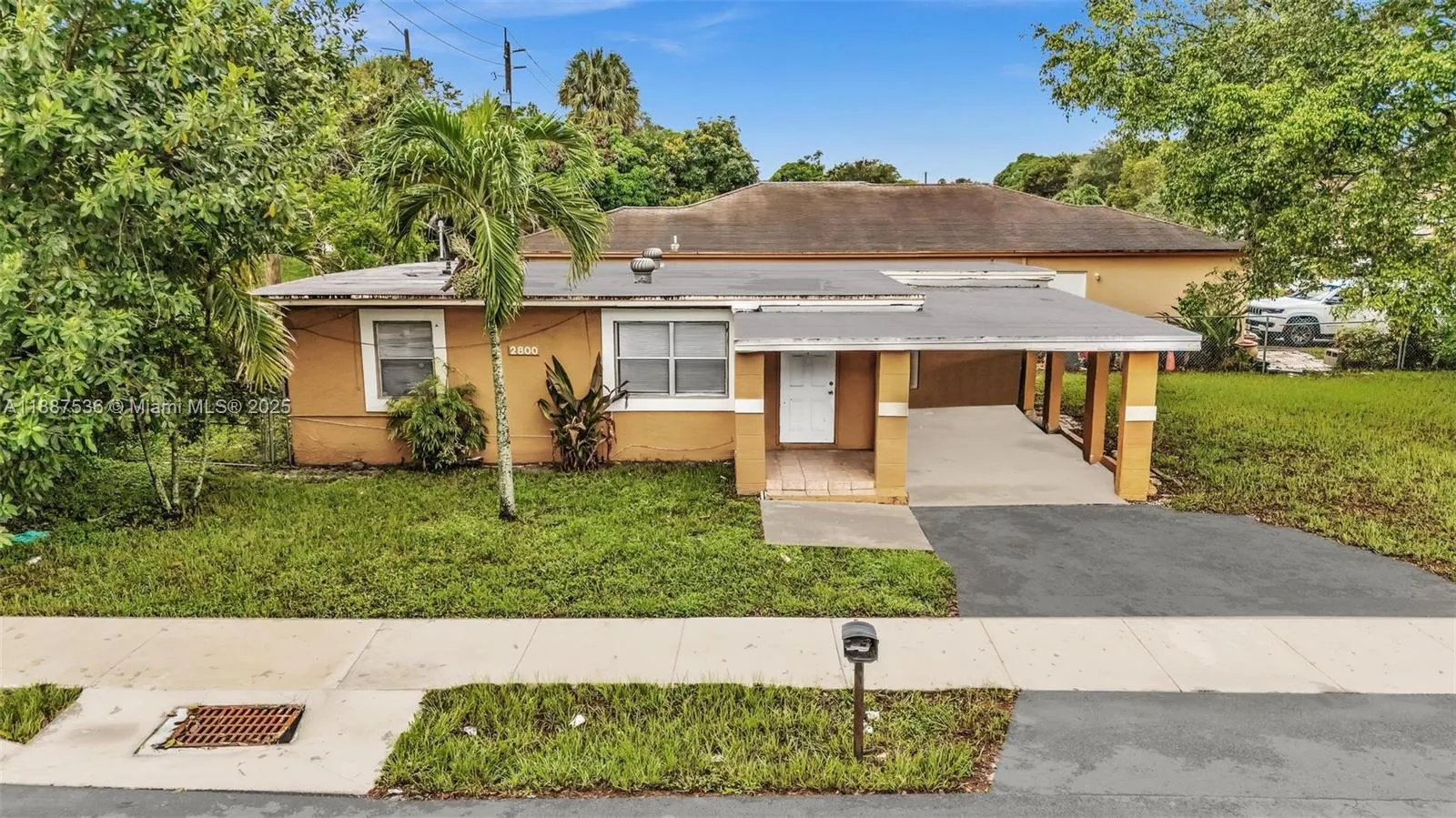 2800 NW 6th Ct