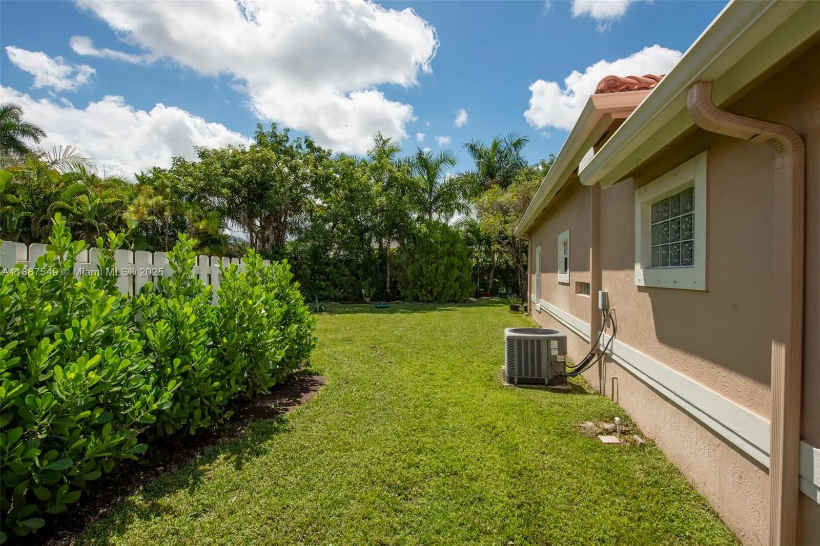 13070 NW 5th St