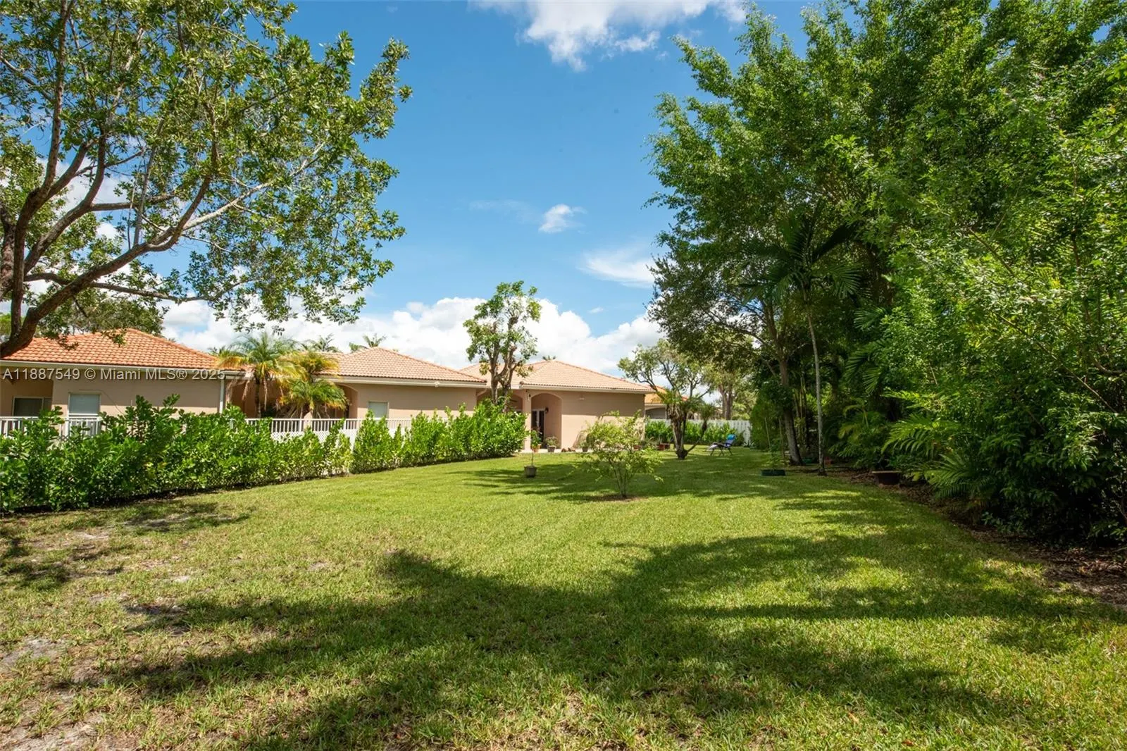 13070 NW 5th St