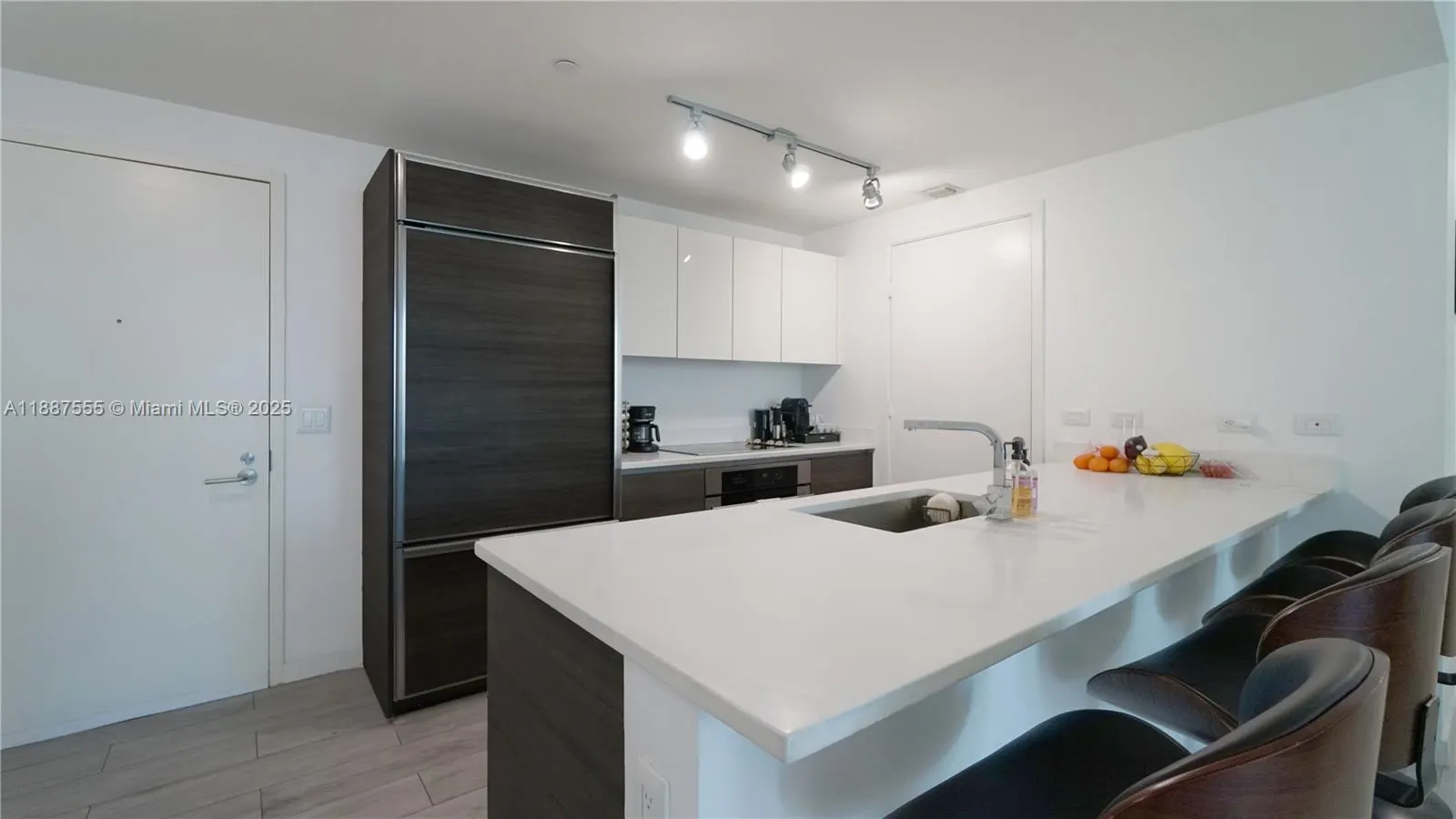 1100 S Miami Ave, #2909