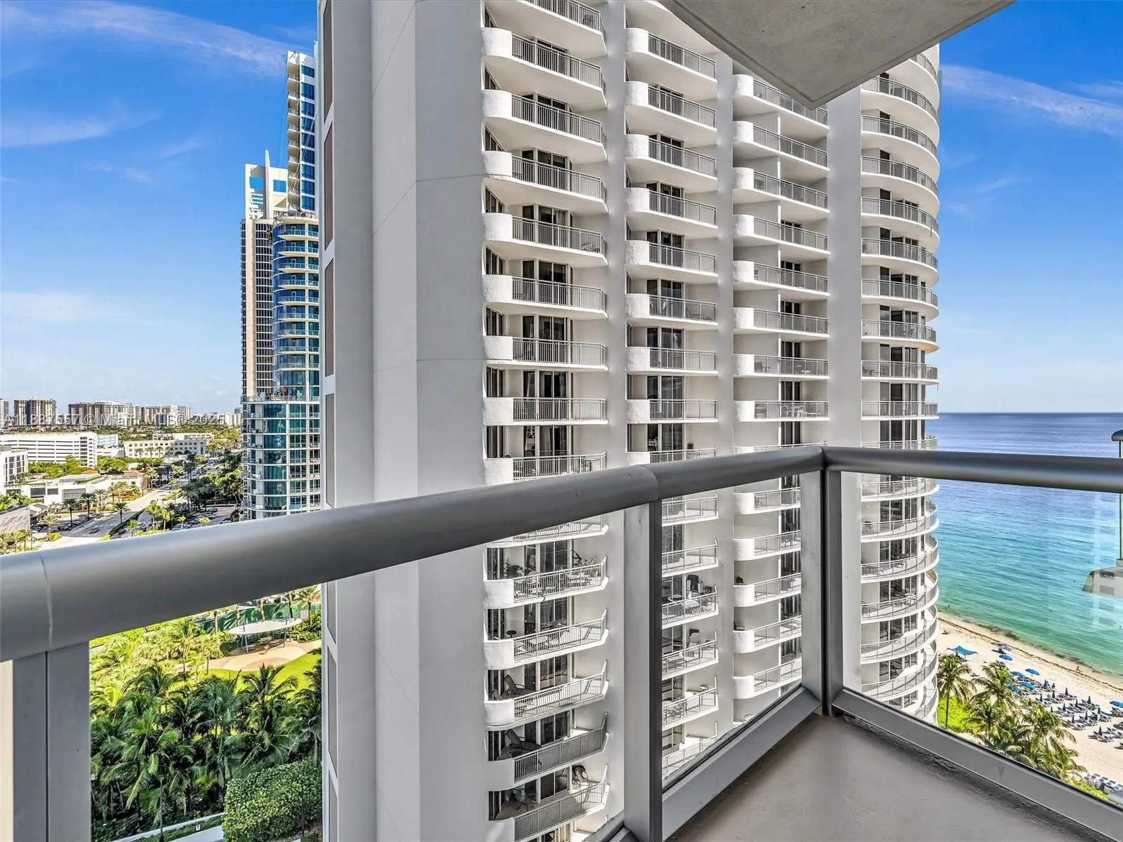 17315 Collins Ave, #1106