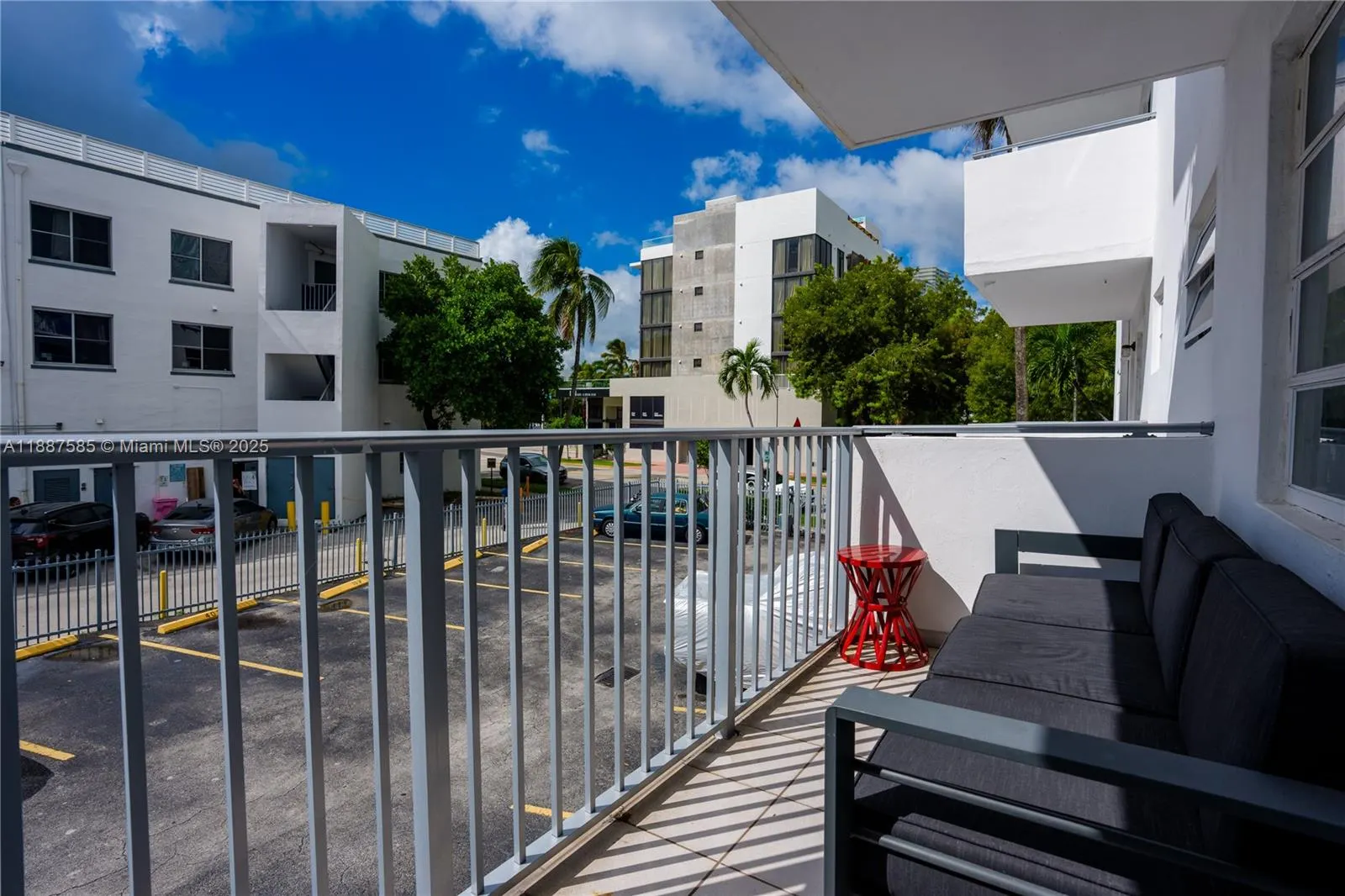 525 Meridian Ave, #203