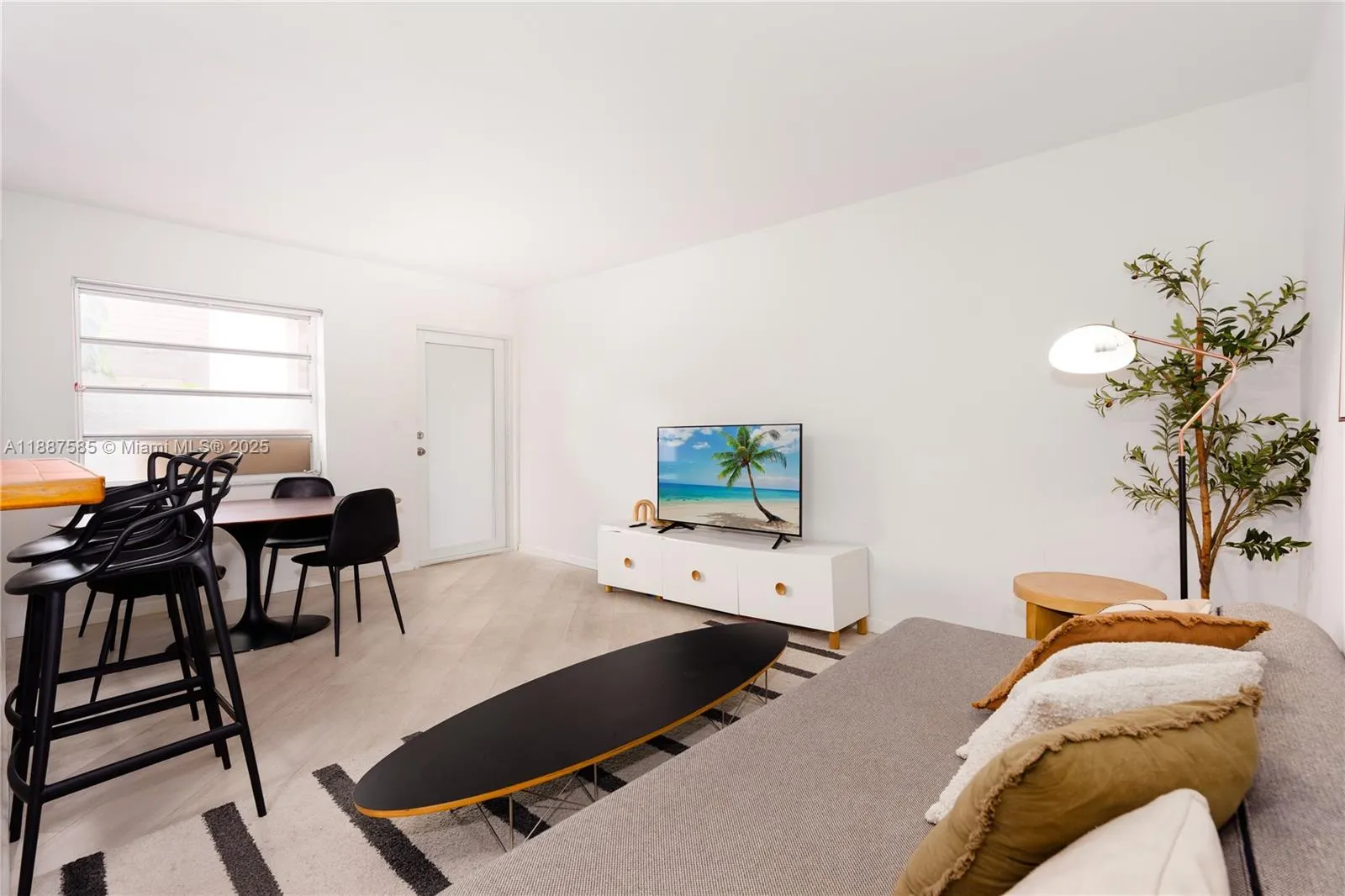 525 Meridian Ave, #203