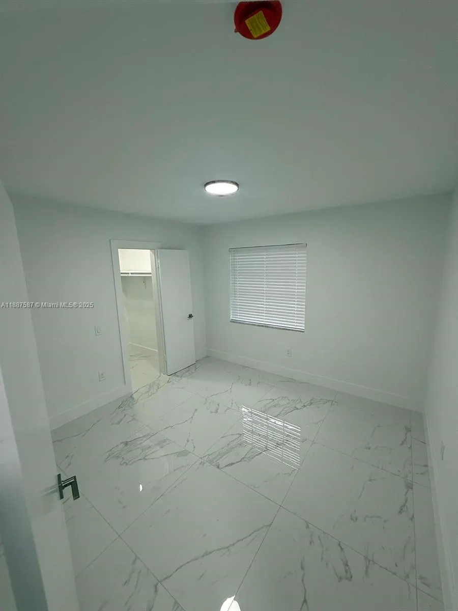 1901 NW 1st Ter, #.