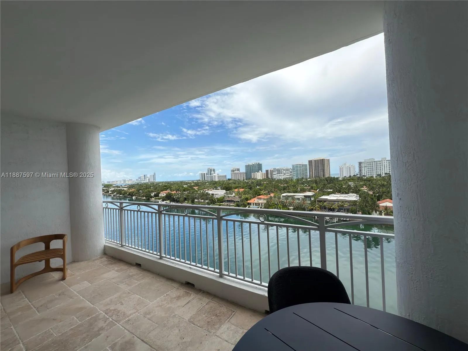 9751 E Bay Harbor Dr, #9C