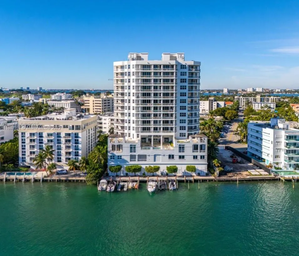 9751 E Bay Harbor Dr, #9C