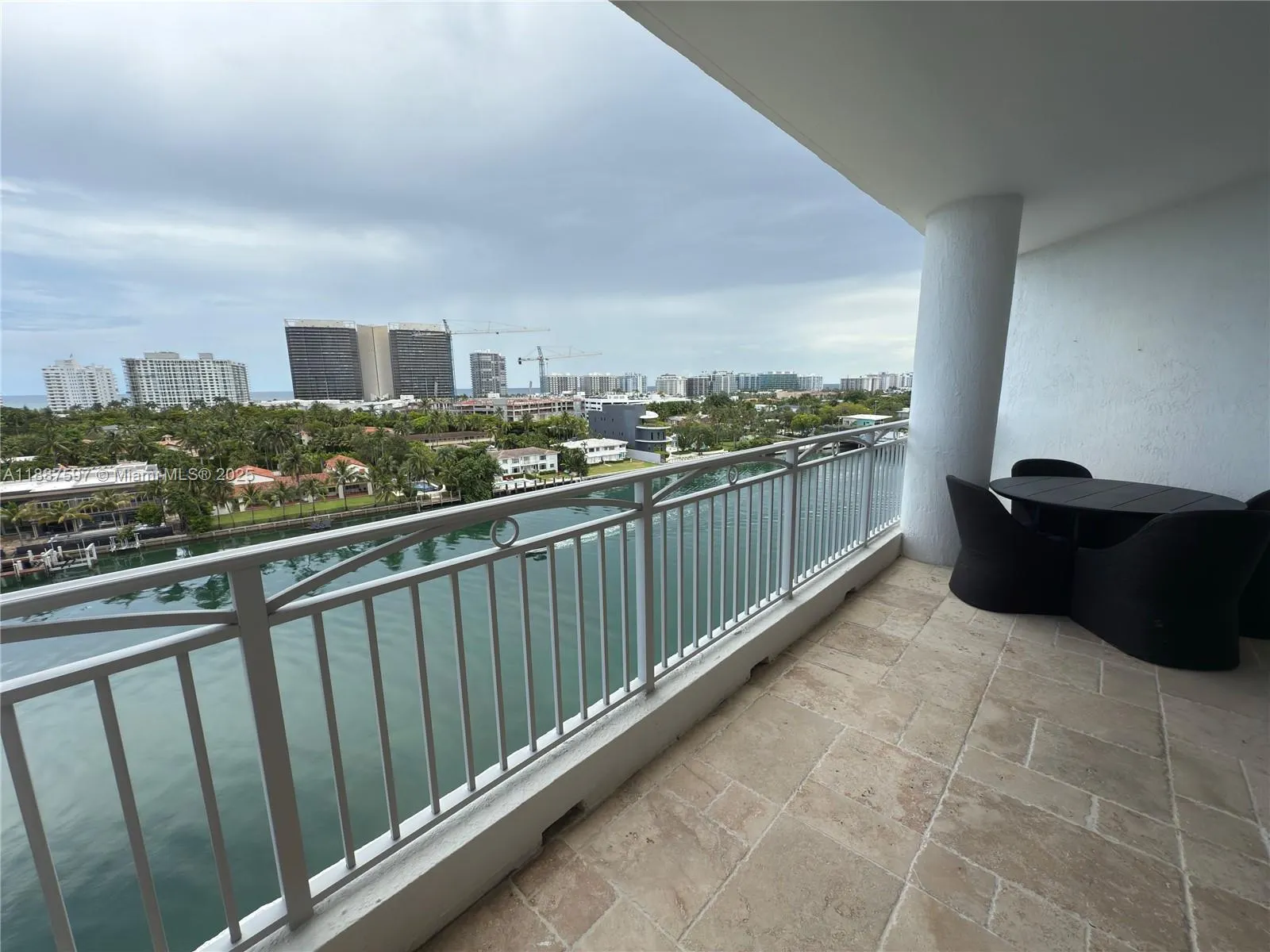 9751 E Bay Harbor Dr, #9C