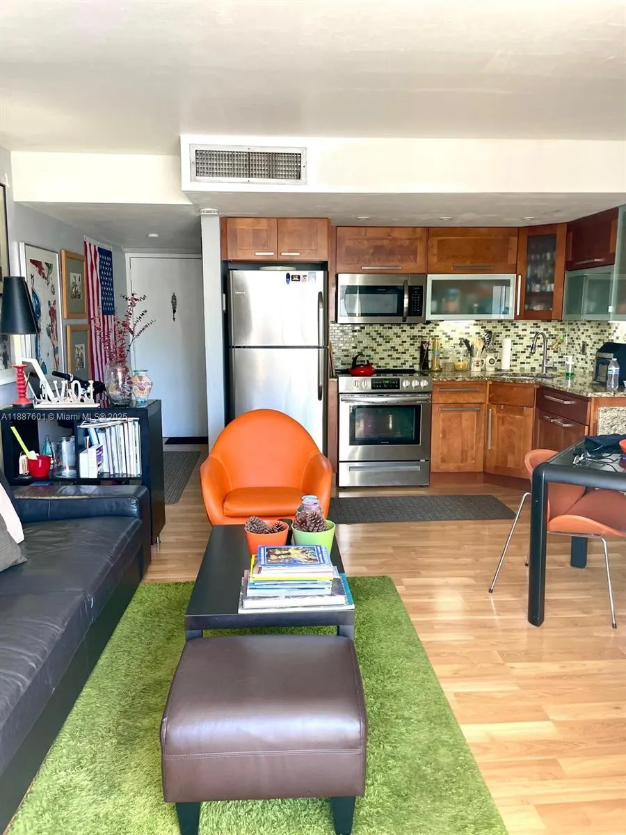 899 West Ave, #5C